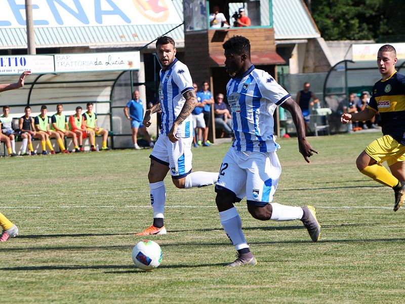 Calcio E Morto Willy Ta Bi Ex Giocatore Di Atalanta E Pescara Aveva 21 Anni La Pescara Calcio Siamo Rimasti Profondamente Legati A Questo Ragazzone Che Si Faceva Apprezzare Dentro E Fuori